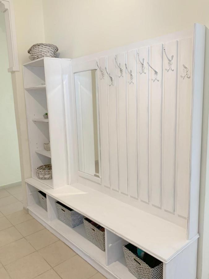 Skála Neón Epivatón Anna'S 3 Rooms Apartment Nei Epivates Beach מראה חיצוני תמונה