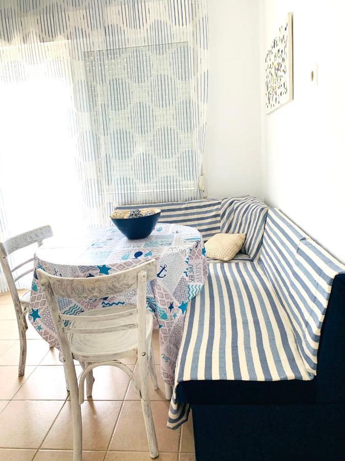 Skála Neón Epivatón Anna'S 3 Rooms Apartment Nei Epivates Beach מראה חיצוני תמונה
